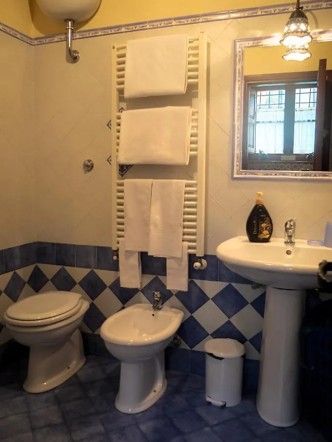 Baglio Bonomo Bed & Breakfast Castelbuono   Castelbuono (Sicily)